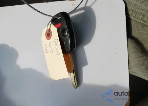 2010 Honda Civic Lx z USA, uszkodzony, nr VIN 2HGFA1F53AH556673